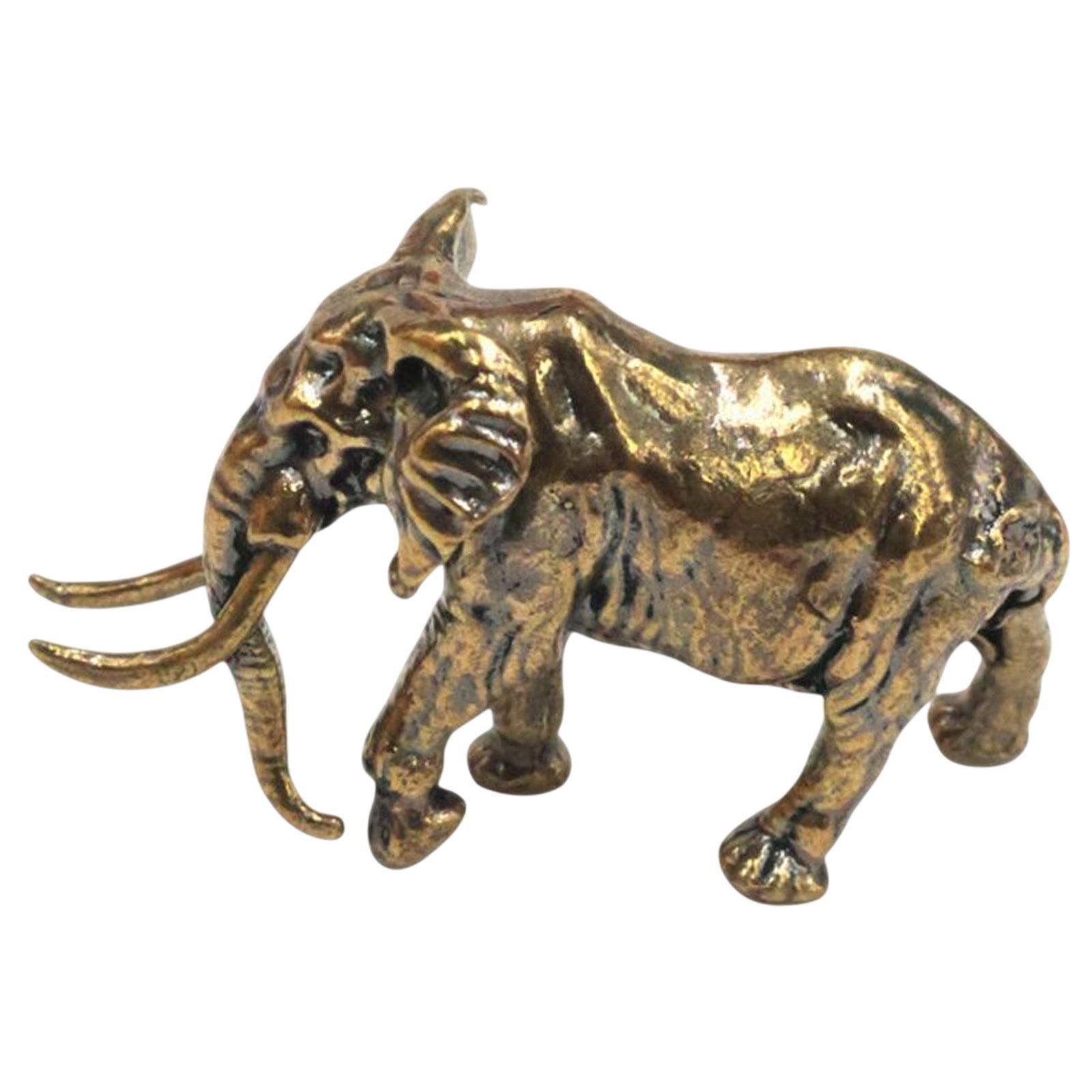 Ornamen Gajah Kuningan, Keraji - Art Craft Hotel ulasan dan harga